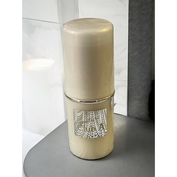 New SIGNATURE CLUB A "Caviar Cool" Color Makeup Eyes & Cheeks Roll on Stick - Picture 1 of 3